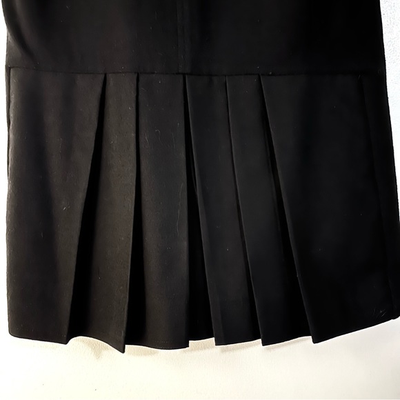 *SOLD* Gucci Vintage 1970’s Wool Blend Button Neck Back Pleated Hem Dress 40 - Picture 5 of 16